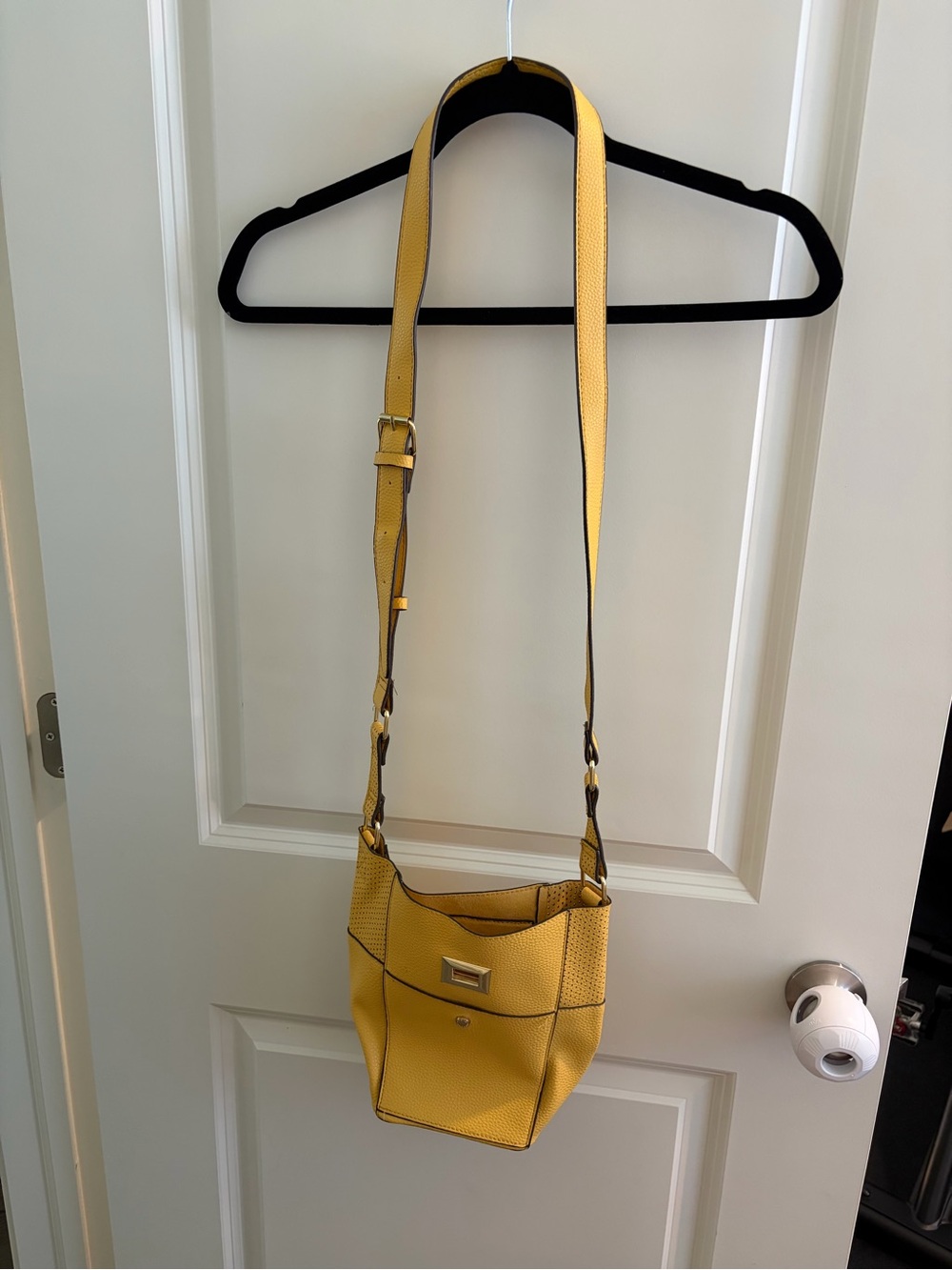Steve Madden faux leather yellow bucket crossbody bag